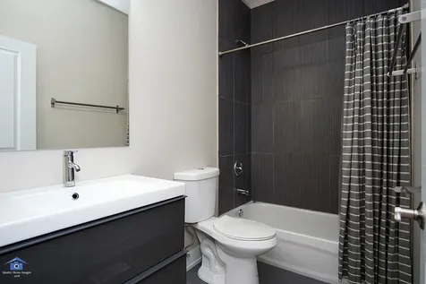 2756 North Ashland Avenue Chicago IL 60614