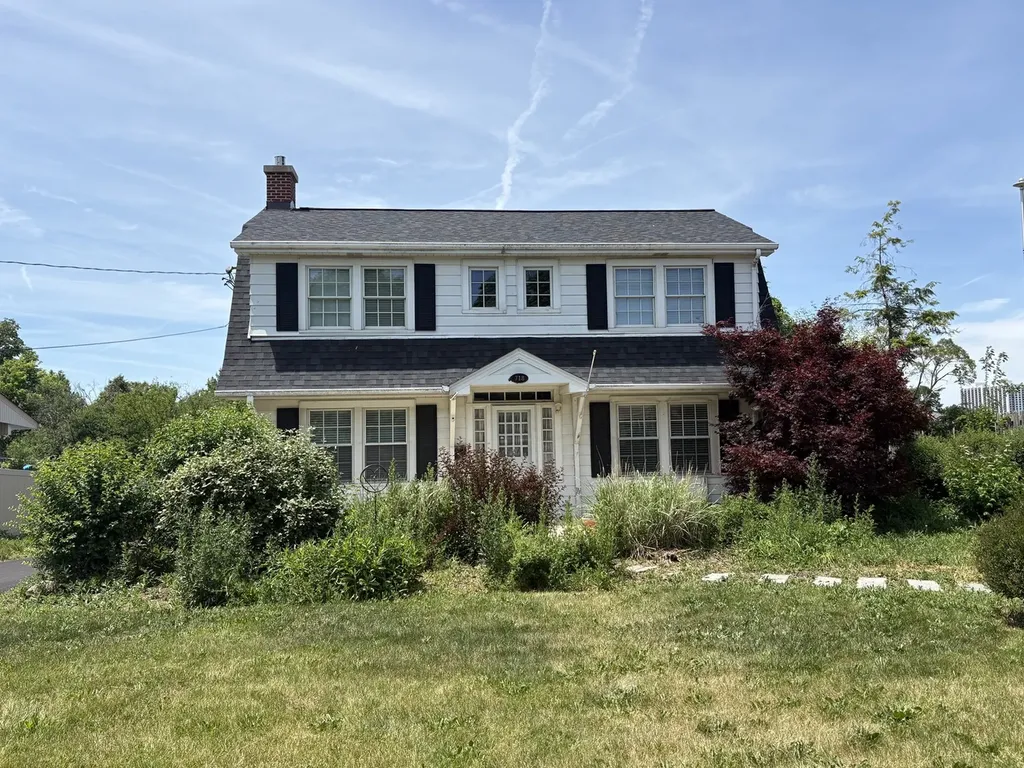 718 South Naperville Road Wheaton IL 60189
