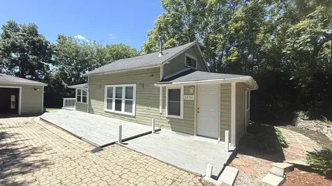 24741 West Passavant Avenue Round Lake IL 60073