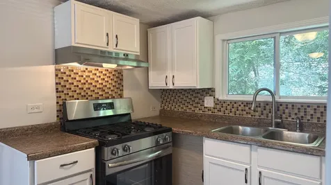 24741 West Passavant Avenue Round Lake IL 60073