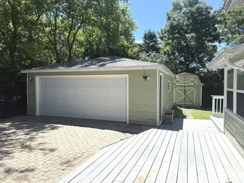 24741 West Passavant Avenue Round Lake IL 60073