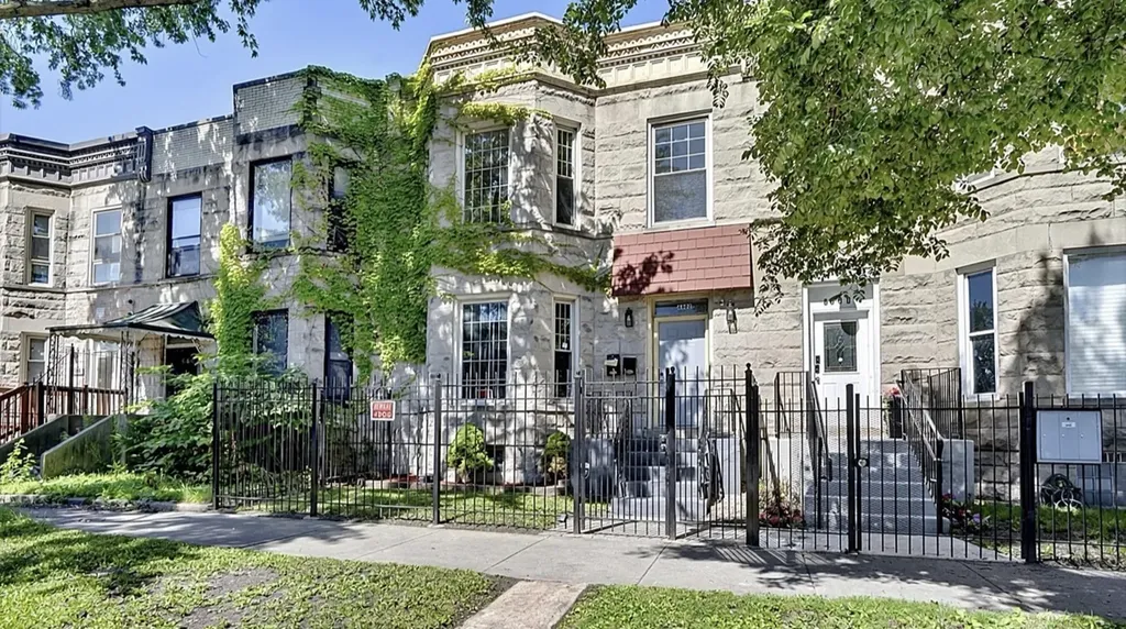 6602 South Marquette Avenue Chicago IL 60637