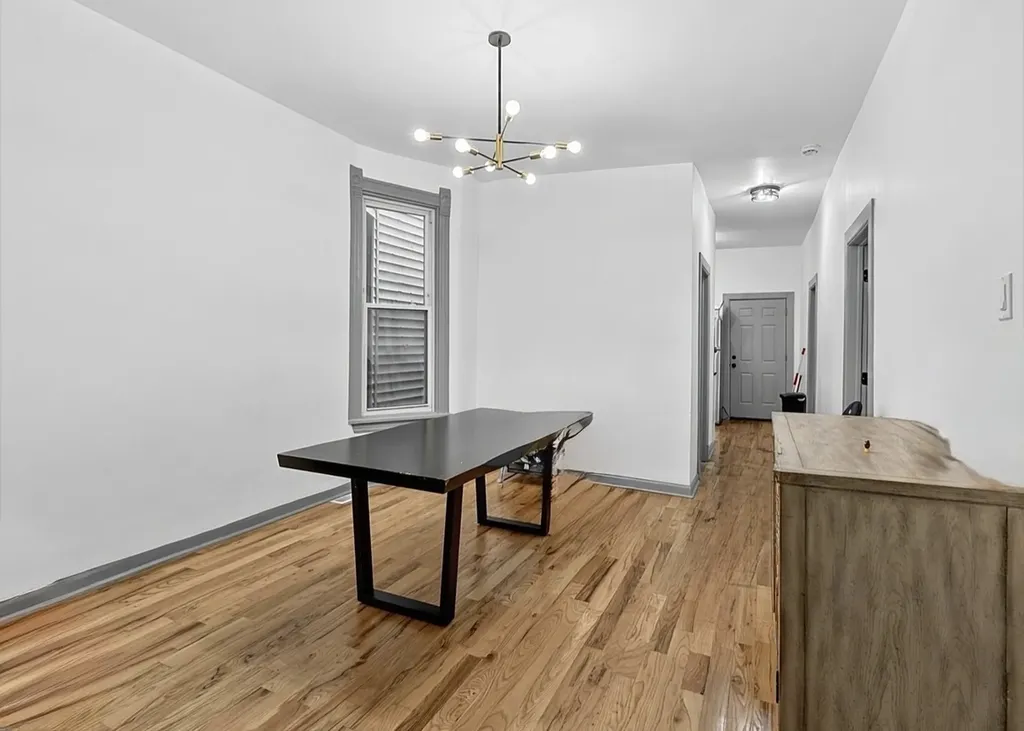 6602 South Marquette Avenue Chicago IL 60637