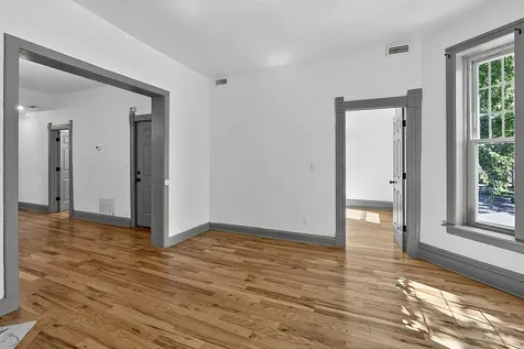 6602 South Marquette Avenue Chicago IL 60637