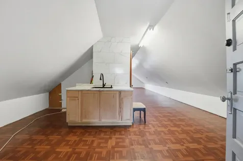 3953 South California Avenue Chicago IL 60632
