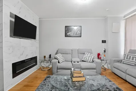 3953 South California Avenue Chicago IL 60632