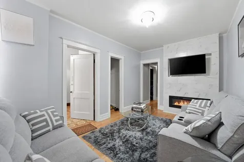 3953 South California Avenue Chicago IL 60632