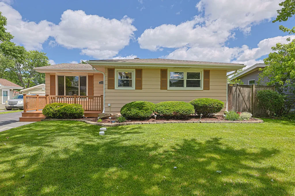 3910 Eagle Lane Rolling Meadows IL 60008