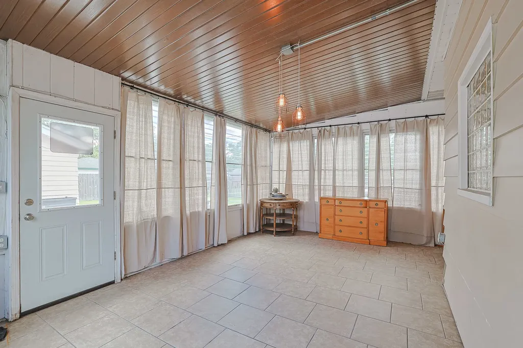 3910 Eagle Lane Rolling Meadows IL 60008