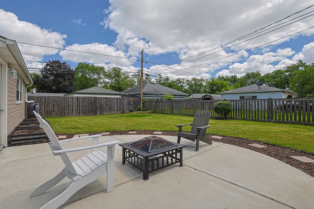 3910 Eagle Lane Rolling Meadows IL 60008