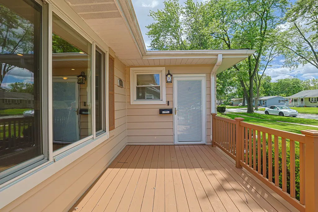 3910 Eagle Lane Rolling Meadows IL 60008