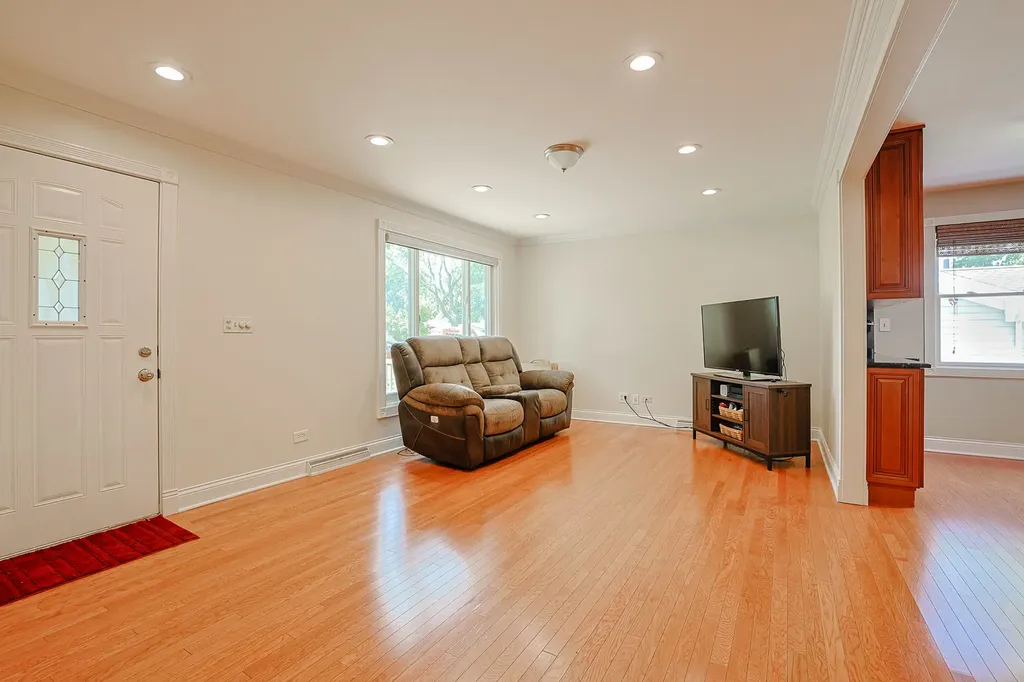 3910 Eagle Lane Rolling Meadows IL 60008