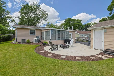 3910 Eagle Lane Rolling Meadows IL 60008