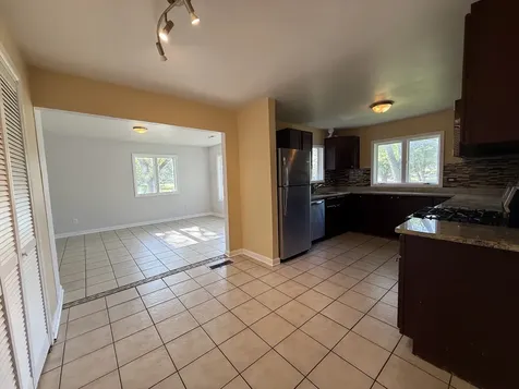 916 Williams Street Calumet City IL 60409