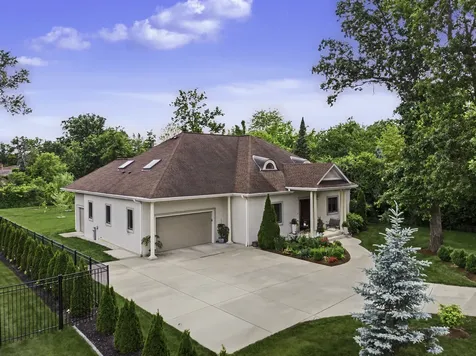 378 East Deerpath Road Wood Dale IL 60191