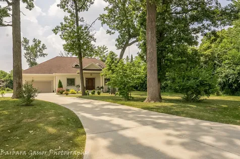 378 East Deerpath Road Wood Dale IL 60191
