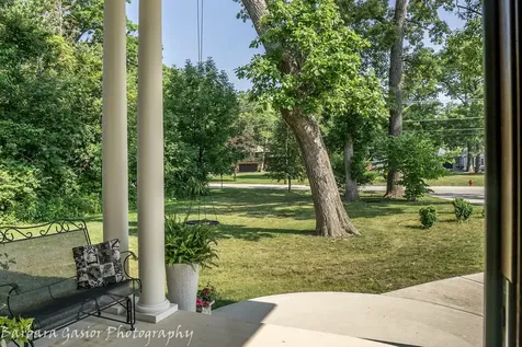 378 East Deerpath Road Wood Dale IL 60191