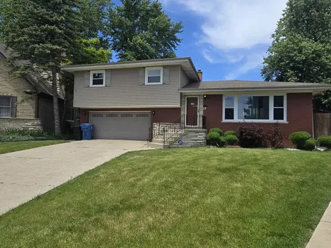 309 Streamside Drive Harvey IL 60426