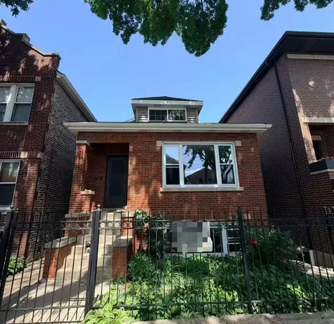 3015 South Quinn Street Chicago IL 60608