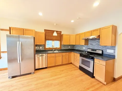 3015 South Quinn Street Chicago IL 60608