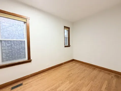3015 South Quinn Street Chicago IL 60608
