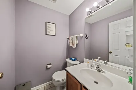 8132 Concord Lane Justice IL 60458