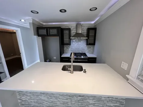 3335 North Kenneth Avenue Chicago IL 60641