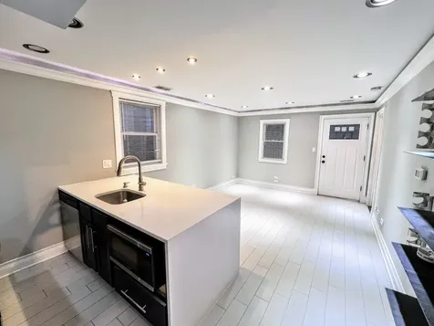 3335 North Kenneth Avenue Chicago IL 60641