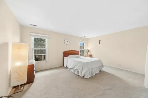 256 Southwick Court Vernon Hills IL 60061