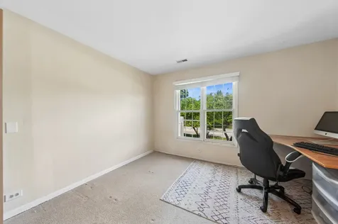256 Southwick Court Vernon Hills IL 60061