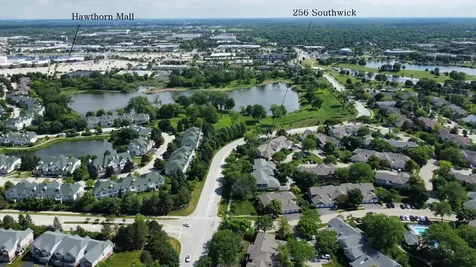 256 Southwick Court Vernon Hills IL 60061