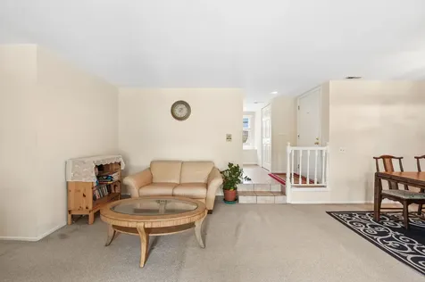 256 Southwick Court Vernon Hills IL 60061