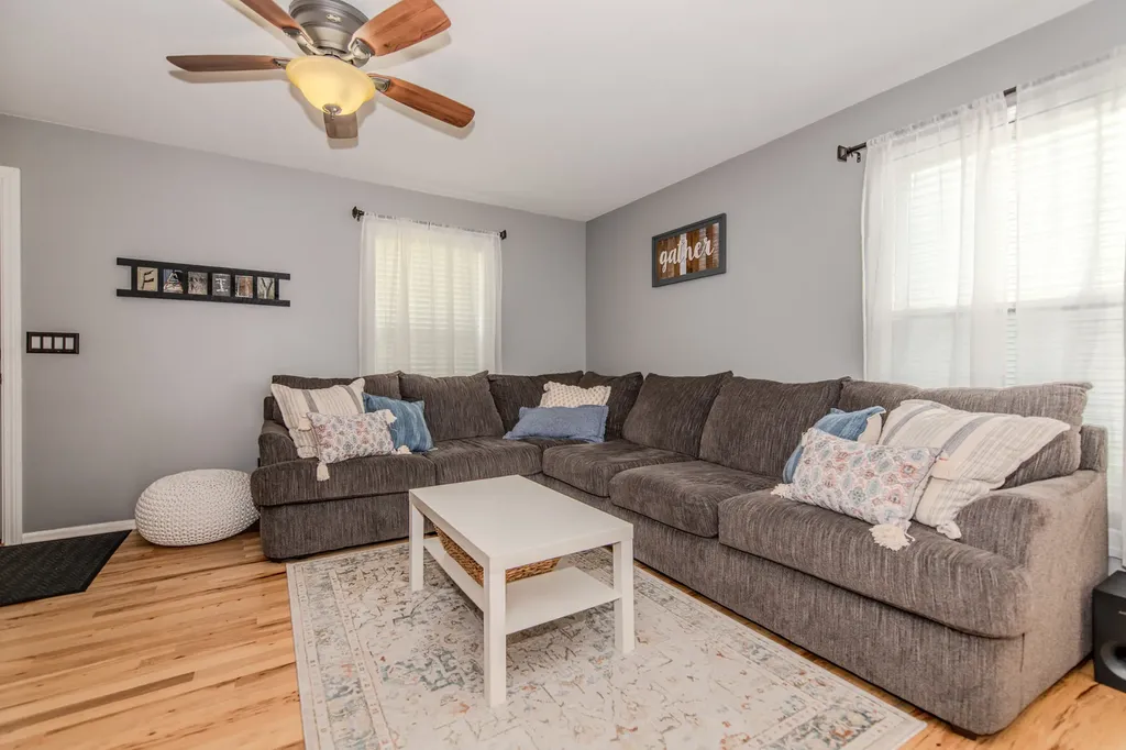 6304 Black Hill Ridge Drive Plainfield IL 60586