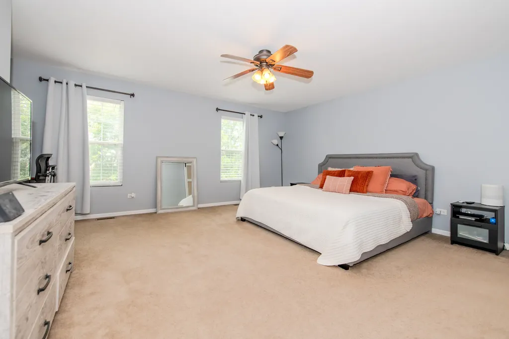 6304 Black Hill Ridge Drive Plainfield IL 60586