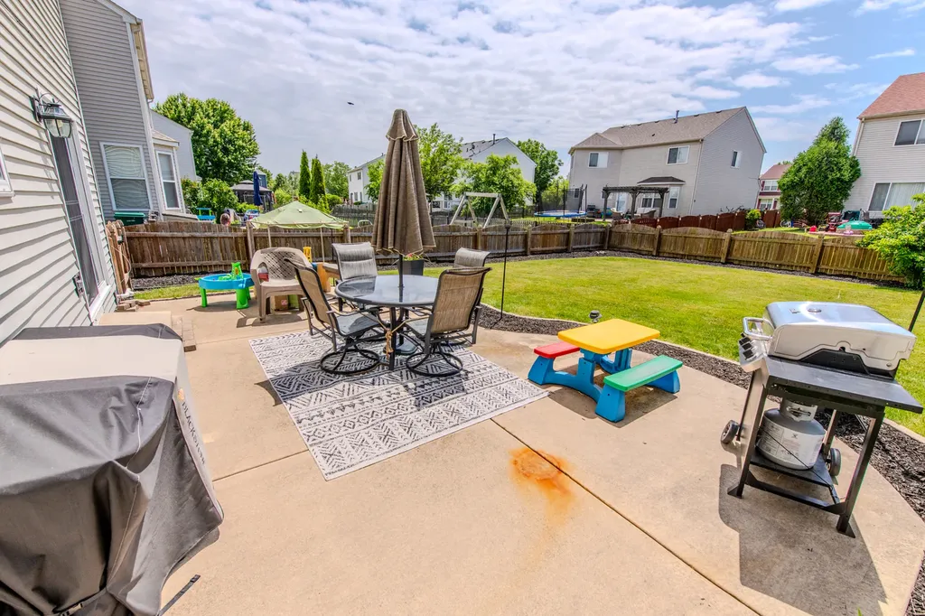 6304 Black Hill Ridge Drive Plainfield IL 60586