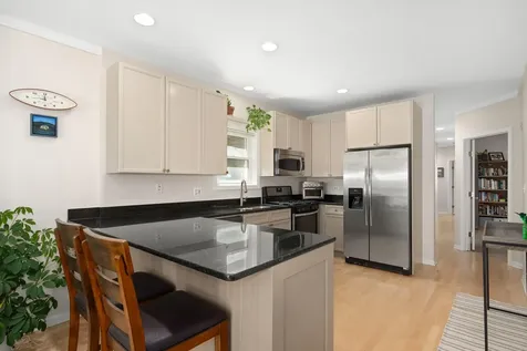 840 North Wood Street Chicago IL 60622