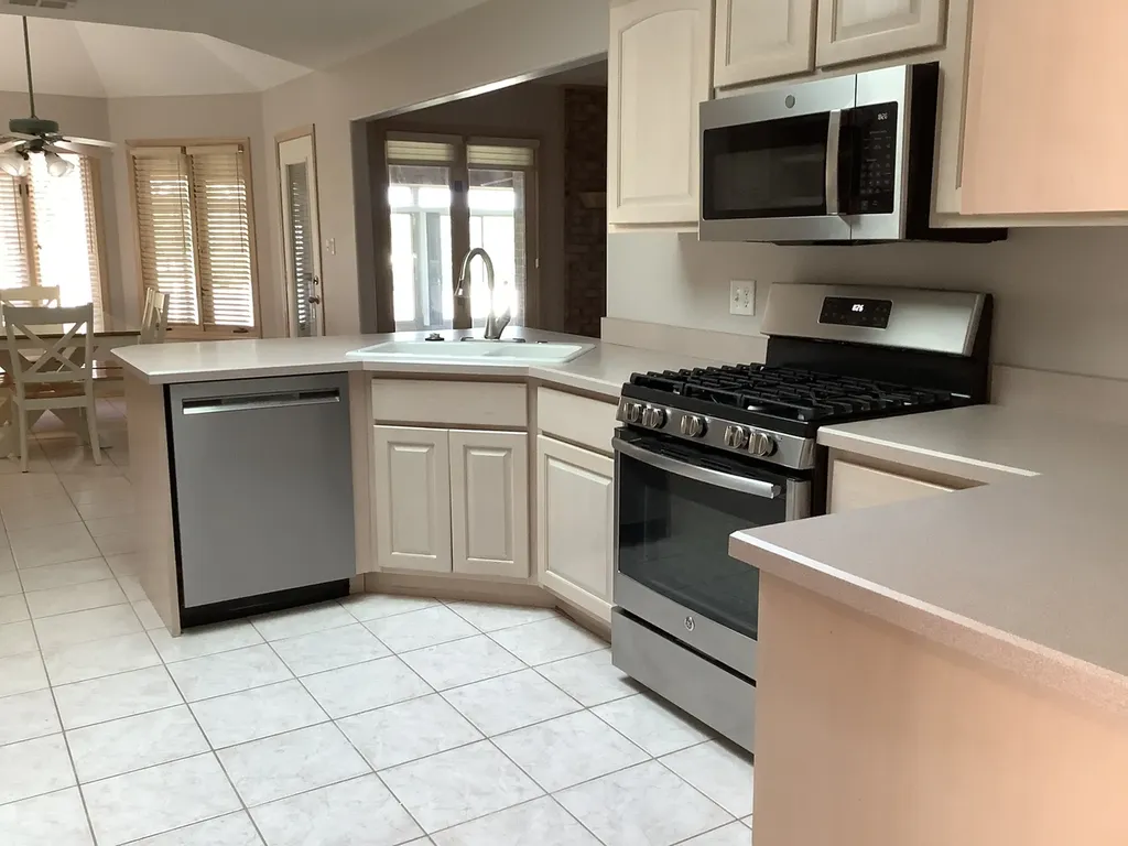 608 Heartland Drive New Lenox IL 60451