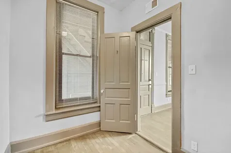 1659 West 21st Street Chicago IL 60608