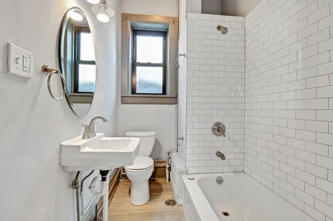 1659 West 21st Street Chicago IL 60608