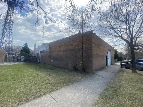 3452 North Elston Avenue Chicago IL 60618