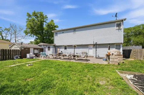 11325 South Oak Park Avenue Worth IL 60482