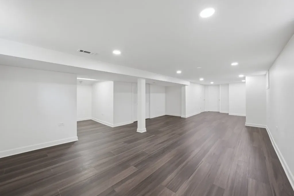 415 West 95th Place Chicago IL 60628