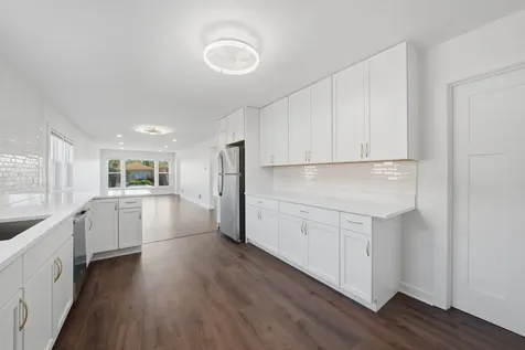 415 West 95th Place Chicago IL 60628