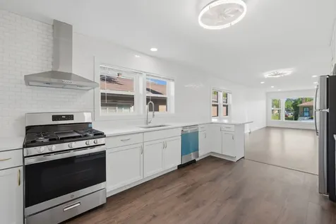 415 West 95th Place Chicago IL 60628