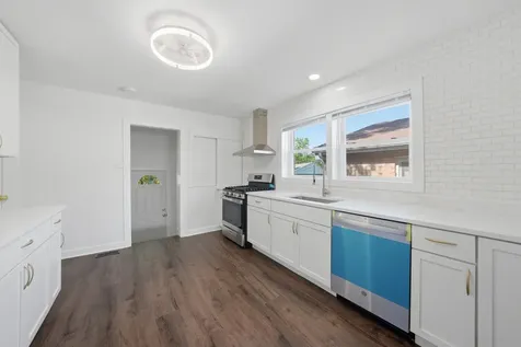 415 West 95th Place Chicago IL 60628