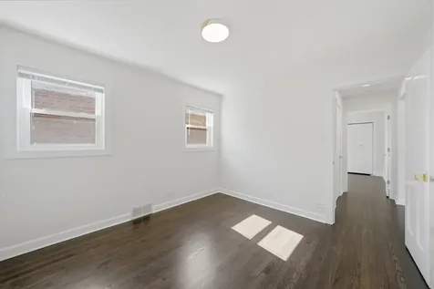 415 West 95th Place Chicago IL 60628
