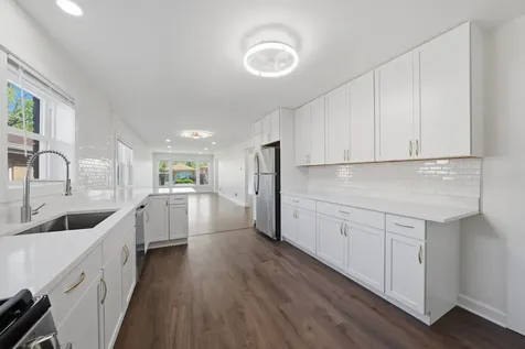 415 West 95th Place Chicago IL 60628