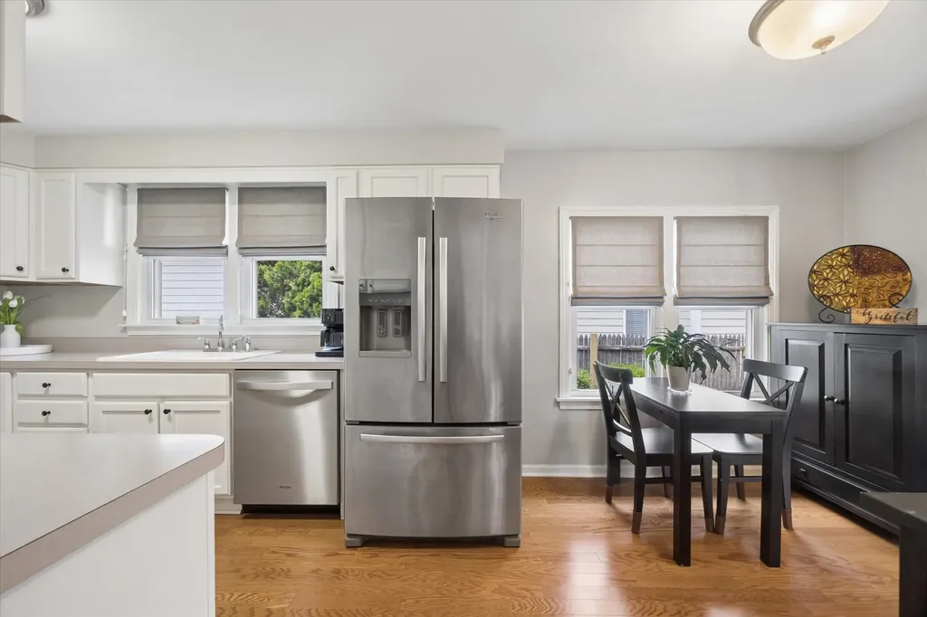 803 East Harrison Avenue Wheaton IL 60187