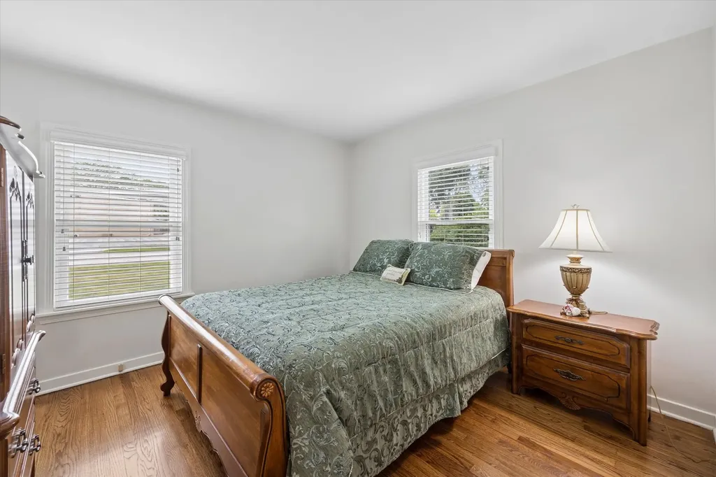 803 East Harrison Avenue Wheaton IL 60187