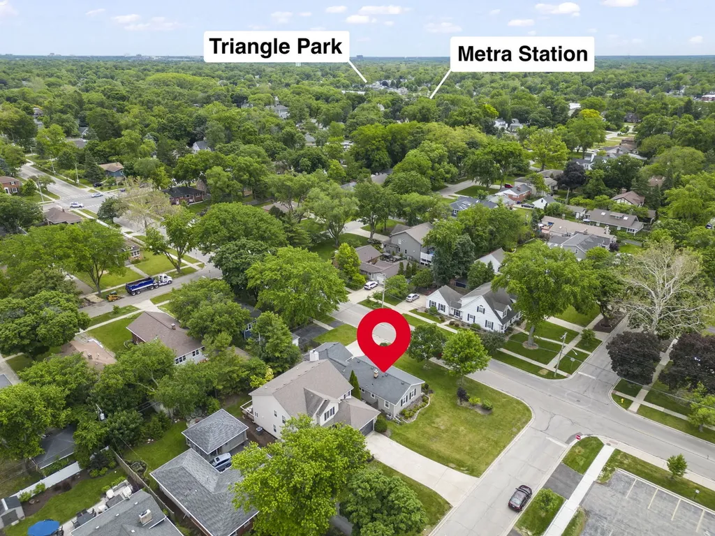 803 East Harrison Avenue Wheaton IL 60187